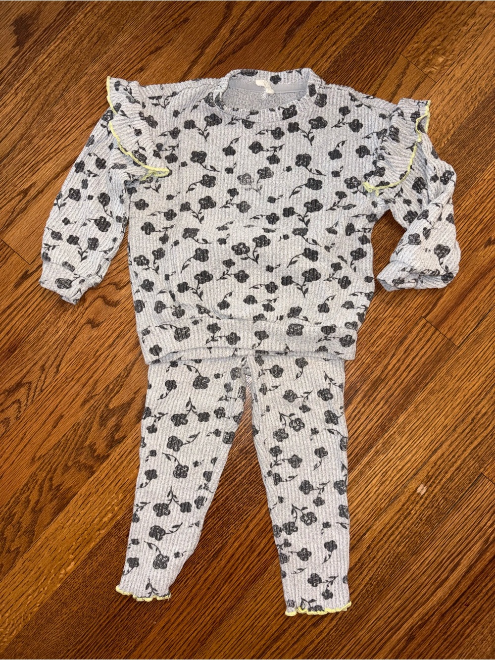 Jessica Simpson Two-Piece Floral Ruffle Long Sleeve Top and Leggings Set 2T